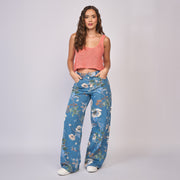 Ref: 552825 Jean dama wide leg tiro alto rígido con estampado floral, color Azul medio