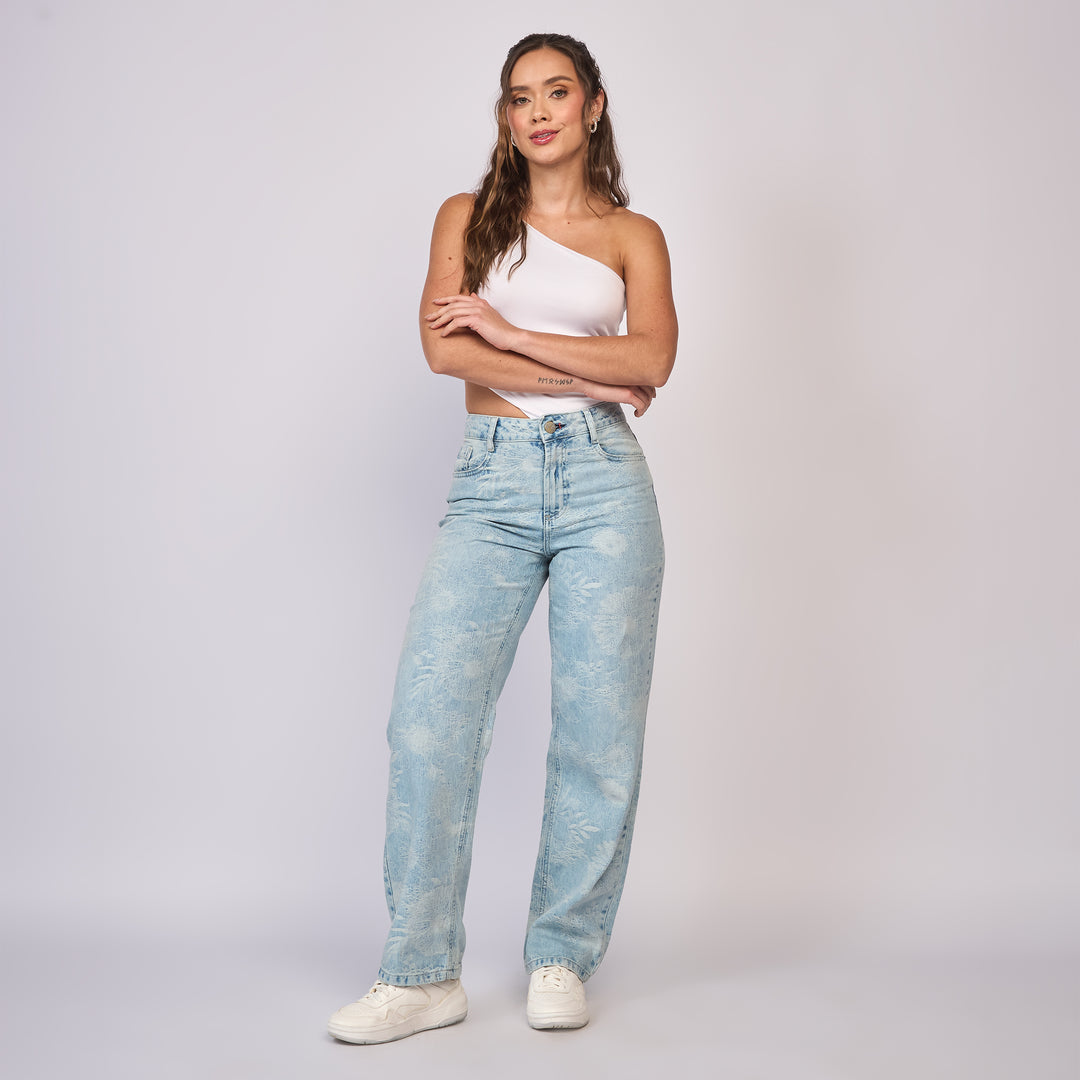 REF: 552852 Jean dama straight tiro alto rígido con flores bordadas, color Azul claro