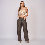 Ref: 552850 Jean dama straight tiro alto rígido con destellos metalizados, color Café