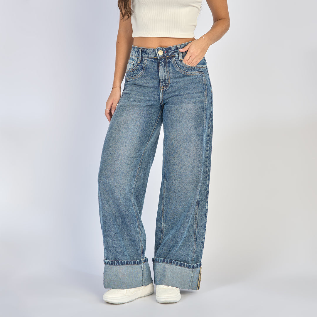 Ref: 552853 Jean wide leg tiro alto rígido con bota doblada fija, color azul medio