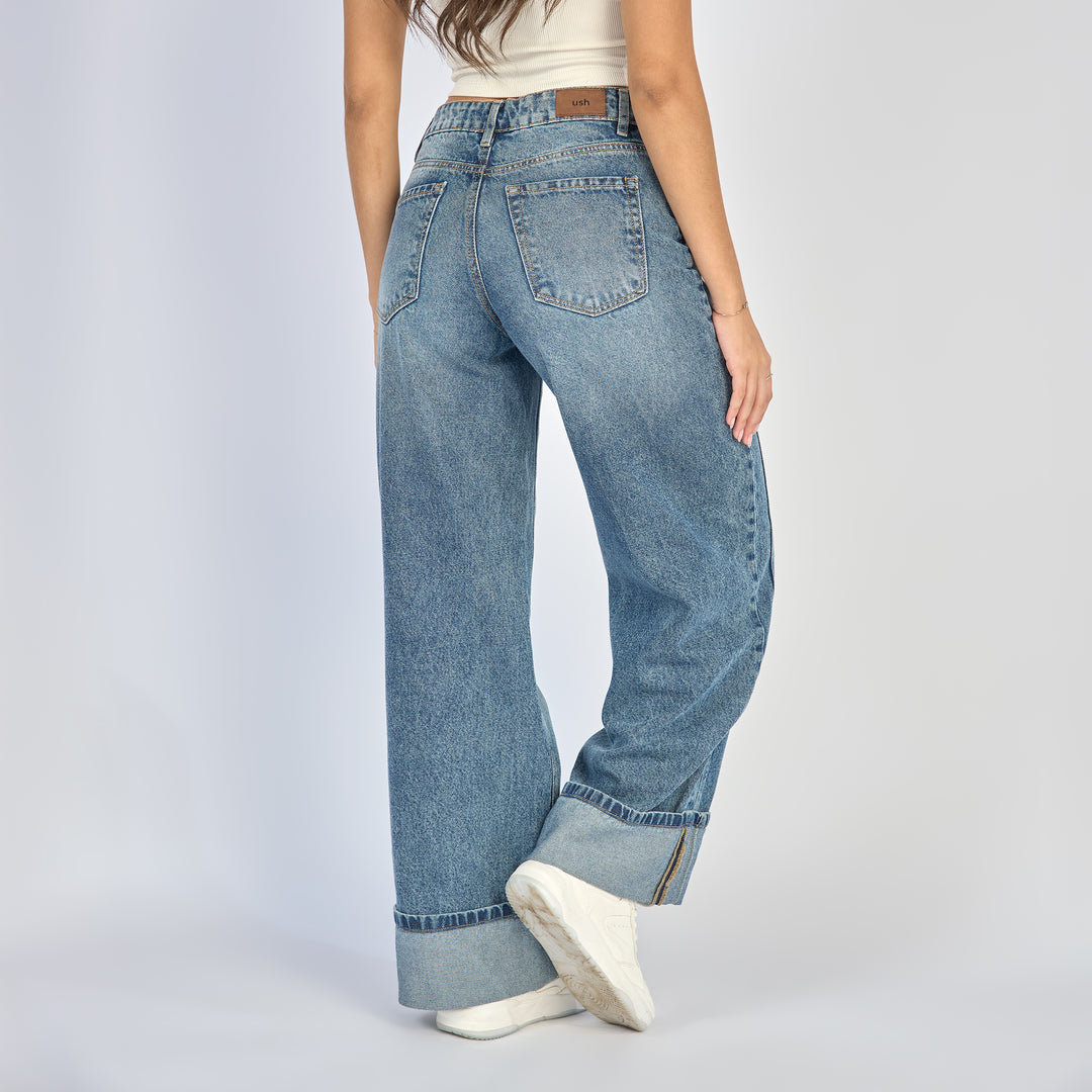 Ref: 552853 Jean wide leg tiro alto rígido con bota doblada fija, color azul medio