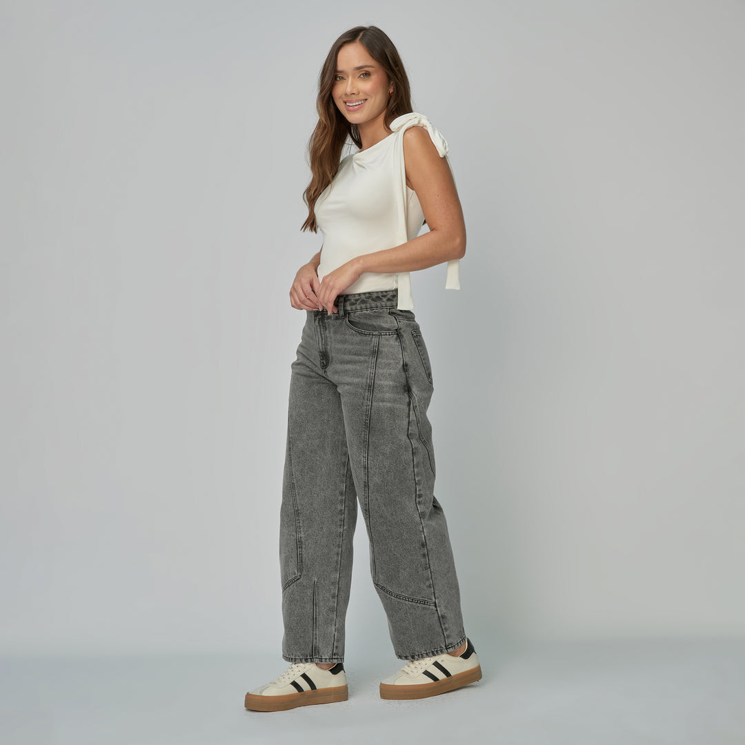 REF: 552892 Jean dama Barrel Straight rígido con costuras diagonales, color Gris claro