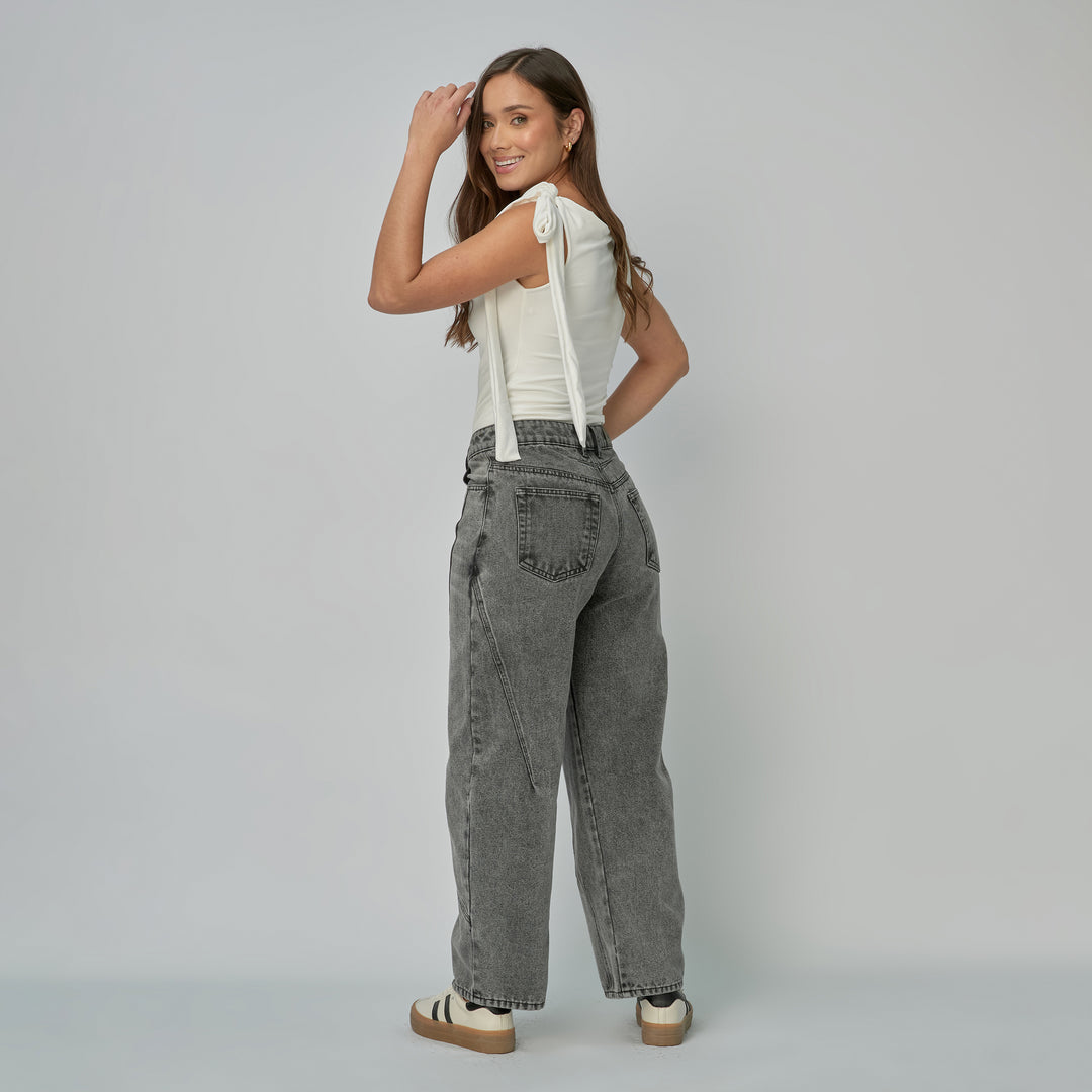 REF: 552892 Jean dama Barrel Straight rígido con costuras diagonales, color Gris claro