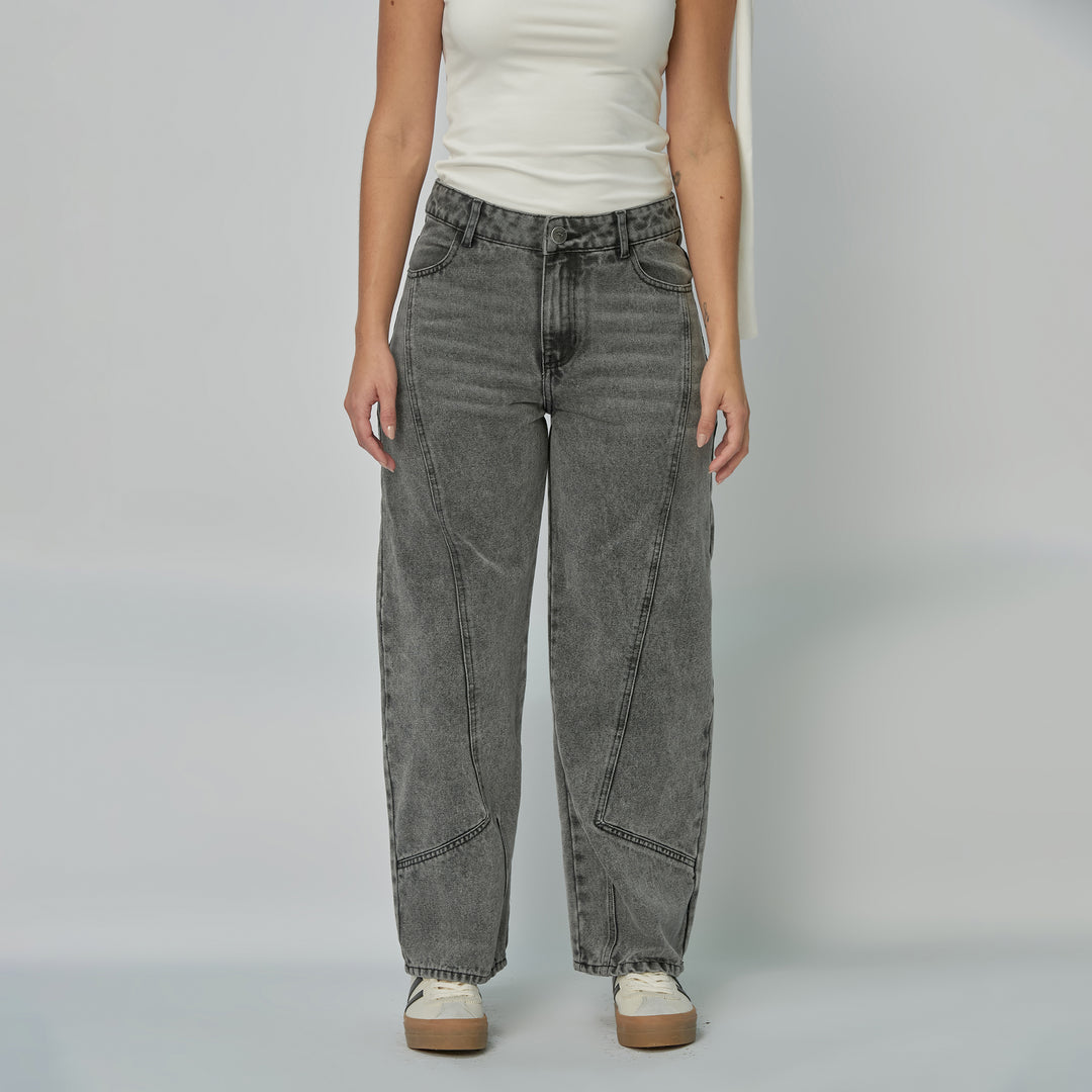 REF: 552892 Jean dama Barrel Straight rígido con costuras diagonales, color Gris claro