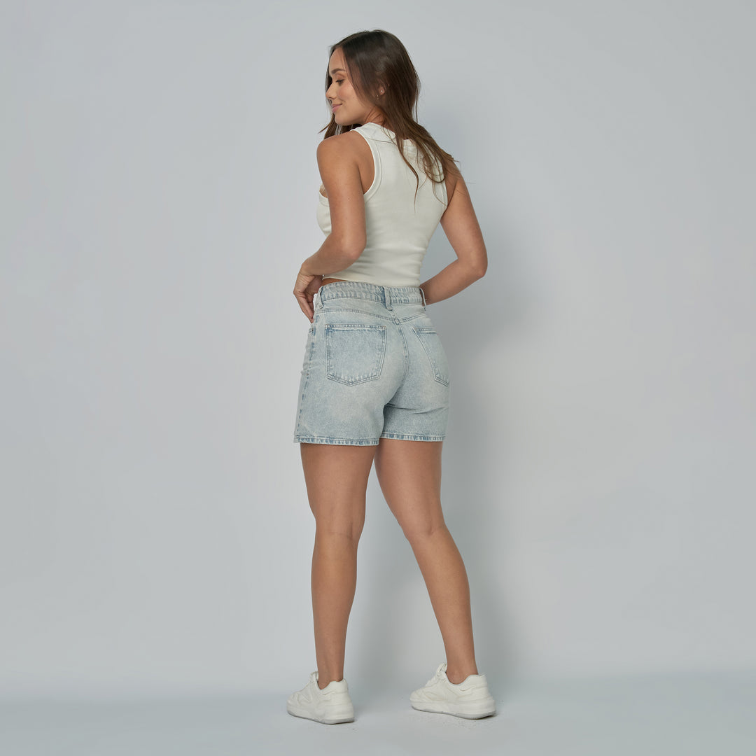REF: 556307 Short largo dama rígido, color Azul claro