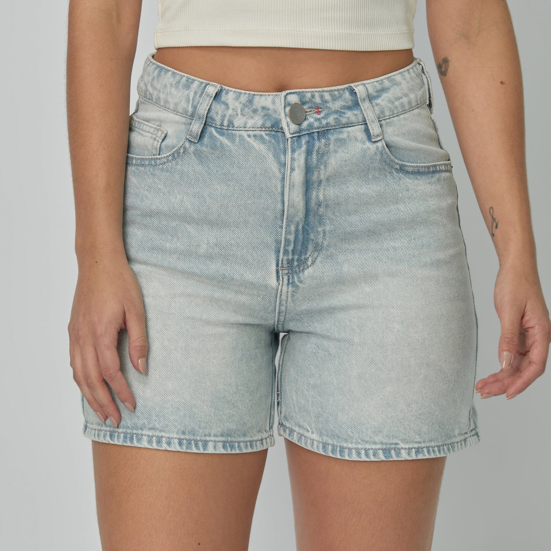 REF: 556307 Short largo dama rígido, color Azul claro