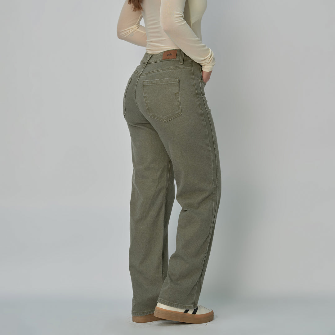 REF: 552899 Jean dama Straight tiro alto licrado, color Verde