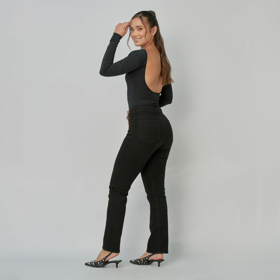 REF: 552924 Jean dama Straight tiro medio licrado. color Negro