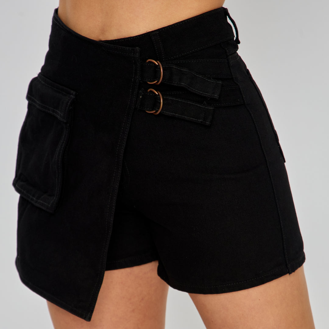 Ref: 556226 Falda short rígida cargo en denim, color negro