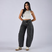 Ref: 552741 Jean barrel rígido tiro medio en denim color gris