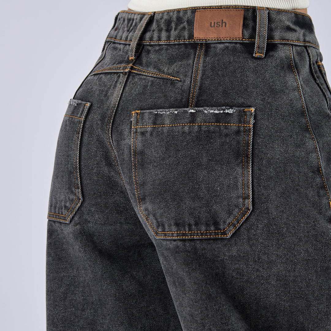 Ref: 552741 Jean barrel rígido tiro medio en denim color gris