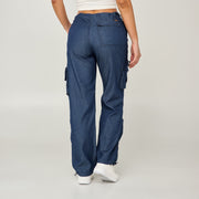 REF: 552554 Jean cargo tiro alto bota recta en denim rígido liviano, color azul oscuro