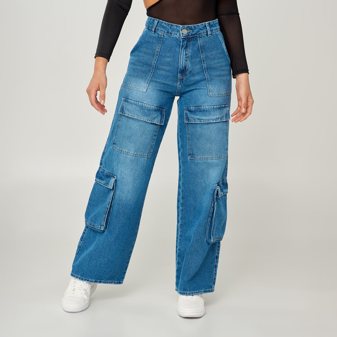 REF: 552546 Jean cargo wide leg tiro alto en denim rígido, color azul medio