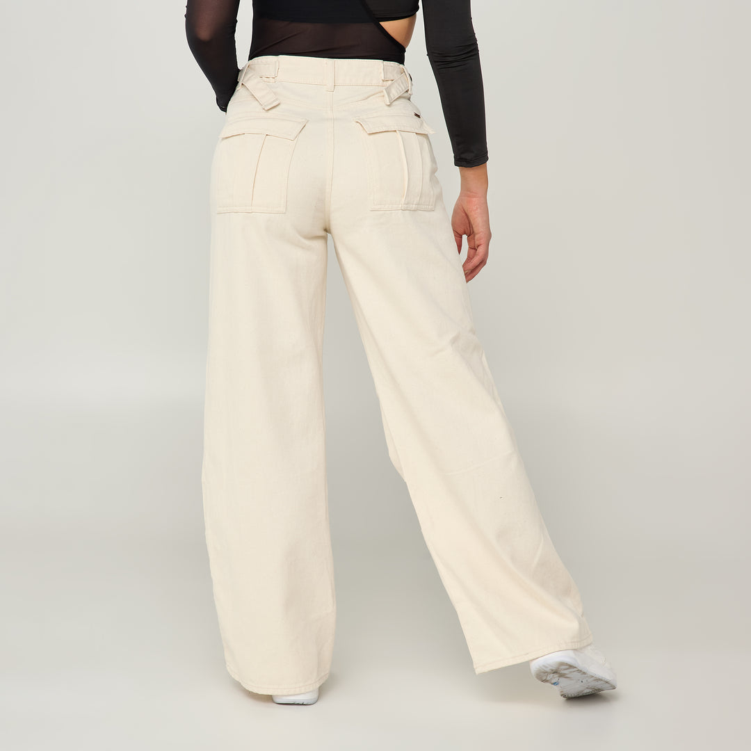 REF: 552550 Jean cargo wide leg tiro alto en denim rígido, color ivory