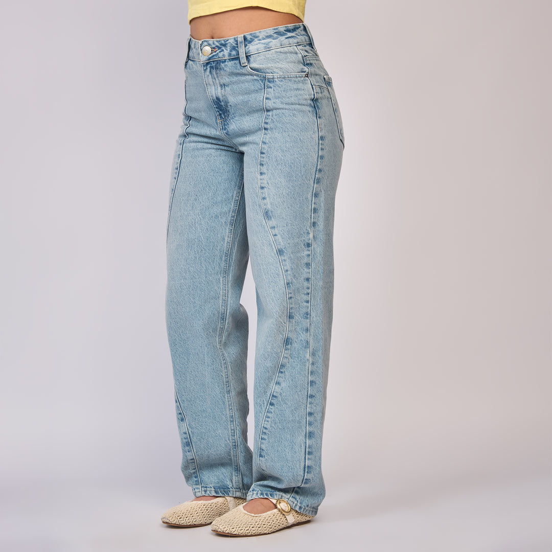 REF: 552829 Jean straight tiro alto rígido, color Azul claro