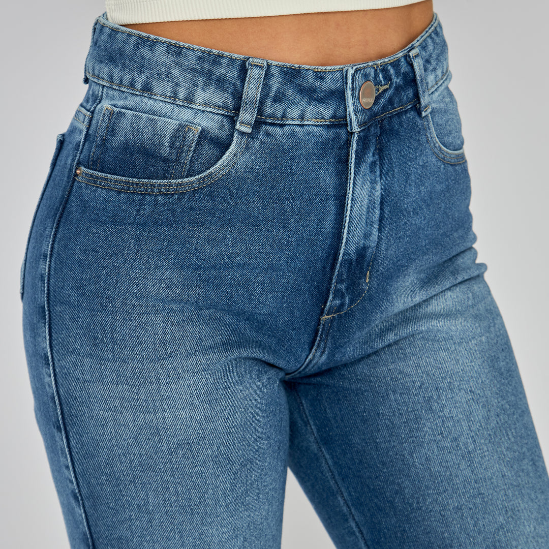 Ref: 552593 Jean mom fit tiro alto en denim rígido, color azul oscuro