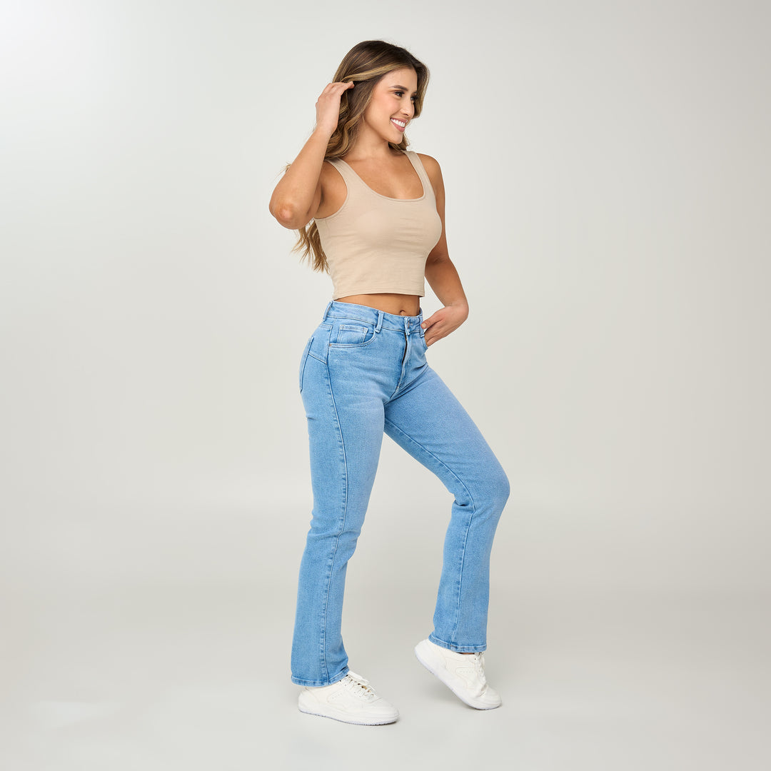 REF: 552575 Jean straight boot tiro medio en denim stretch, color zul claro