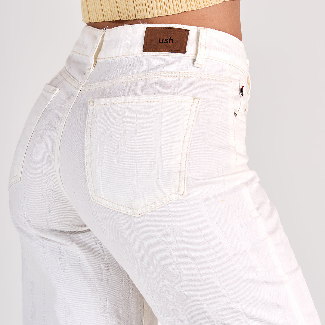 Ref: 552761 Jean straight tiro medio en denim rígido 100% algodón, color ivory