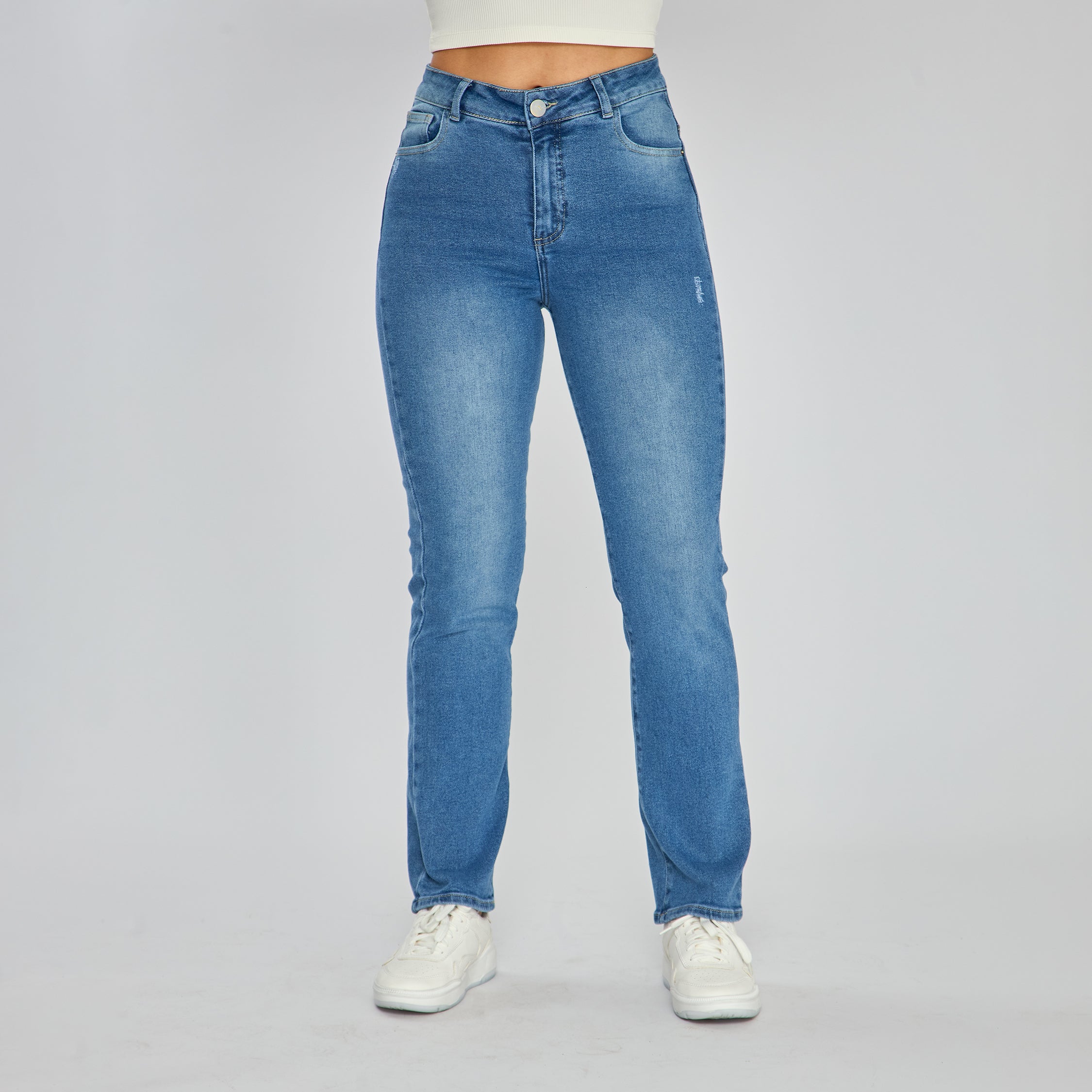 Ref: 552600 Jean tiro alto bota slim en denim stretch, color azul medio