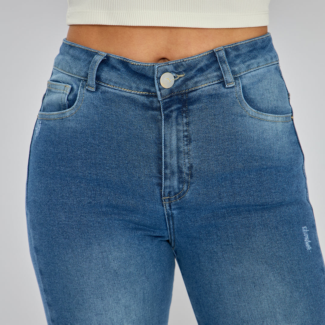 Ref: 552600 Jean tiro alto bota slim en denim stretch, color azul medio