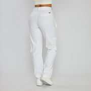 REF: 552559 Pantalón cargo bota recta tiro alto en denim stretch , color blanco