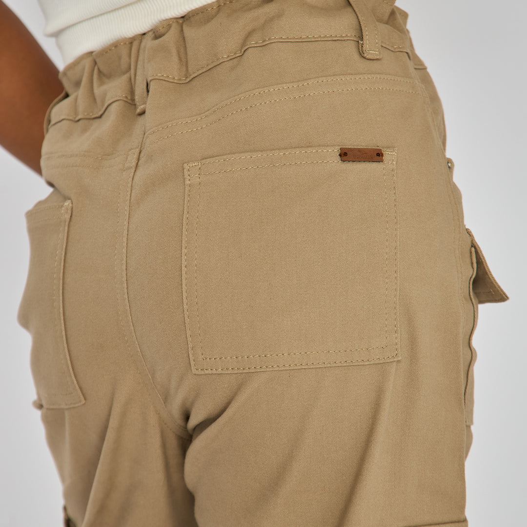 PANTALÓN CARGO WIDE LEG TIRO ALTO Ref: 350068