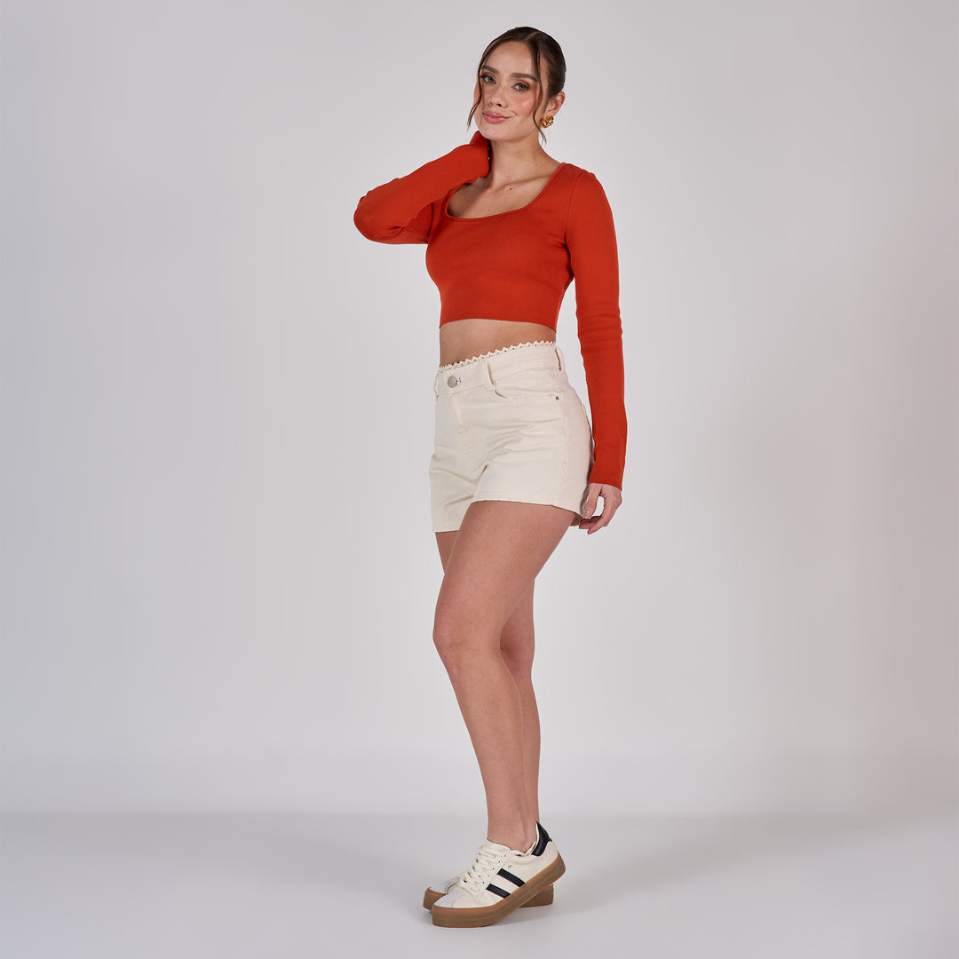 REF: 556285 Short corto dama rígido 100% algodón, color Natural