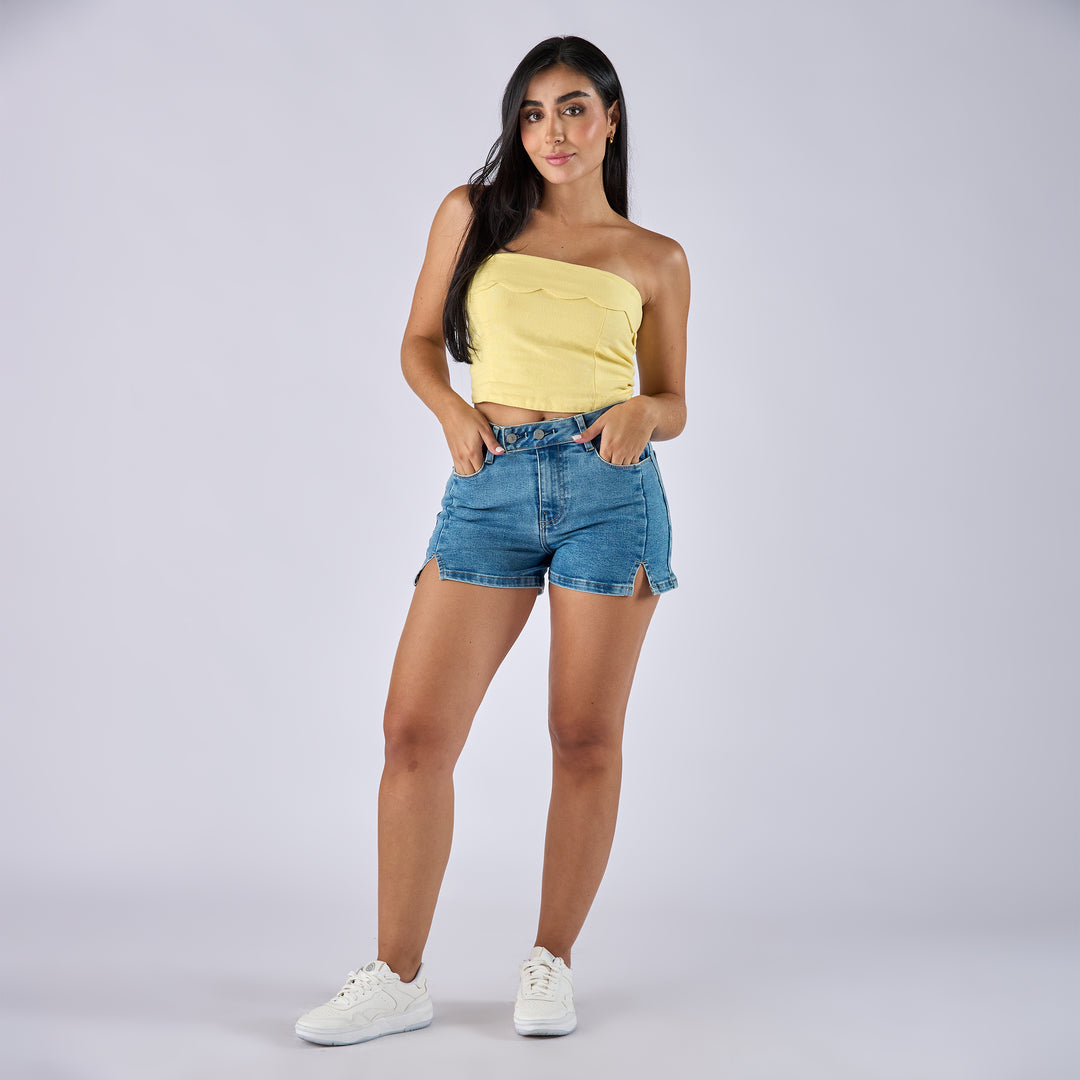 REF: 556262 Short corto tiro alto en denim licrado, color azul medio