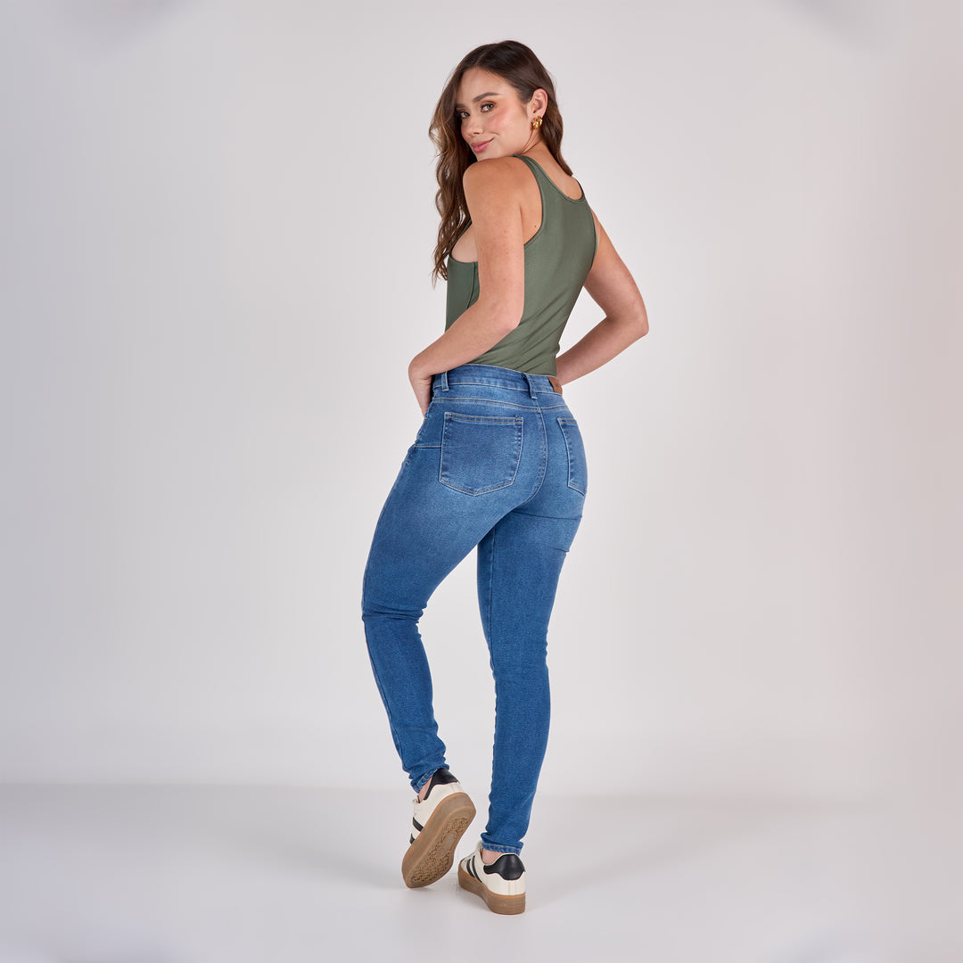 Ref: 552821 Jean dama skinny tiro medio licrado, color Azul medio