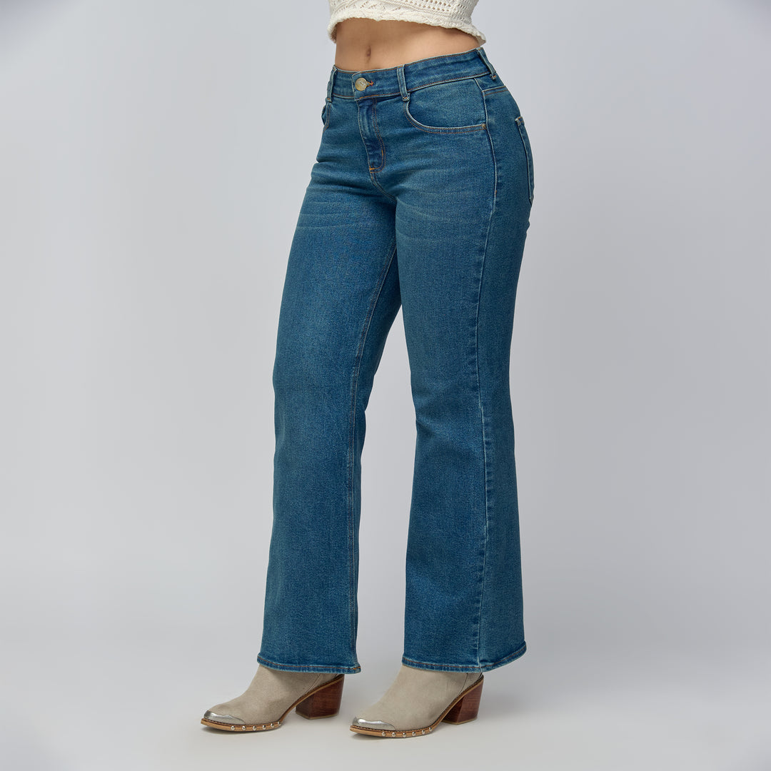 JEAN VAQUERO TIRO MEDIO Ref: 552771