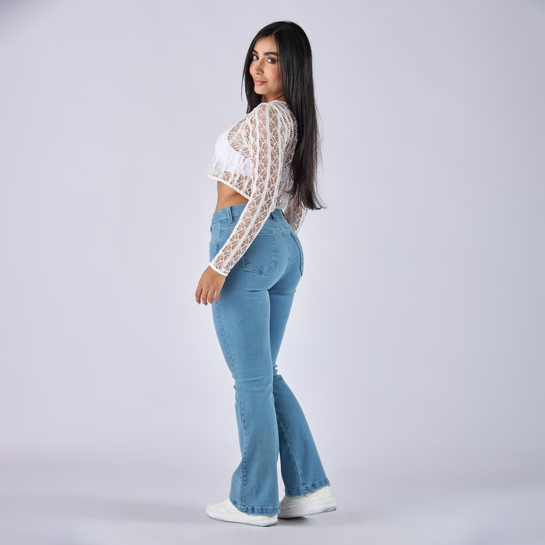 Ref: 552716 Jean dama flare tiro medio licrado, color azul claro
