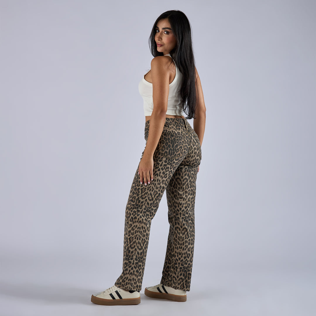 JEAN STRAIGHT BOOT TIRO MEDIO REF: 552766