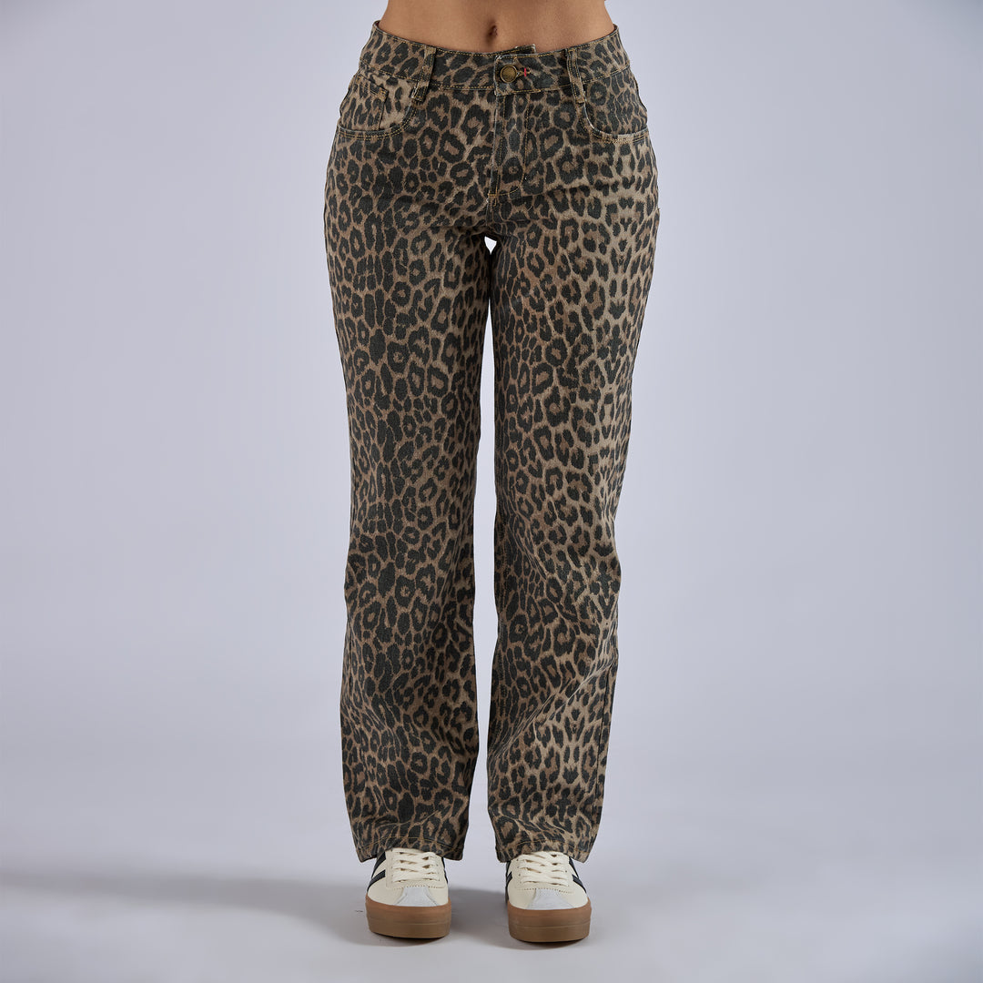 JEAN STRAIGHT BOOT TIRO MEDIO REF: 552766