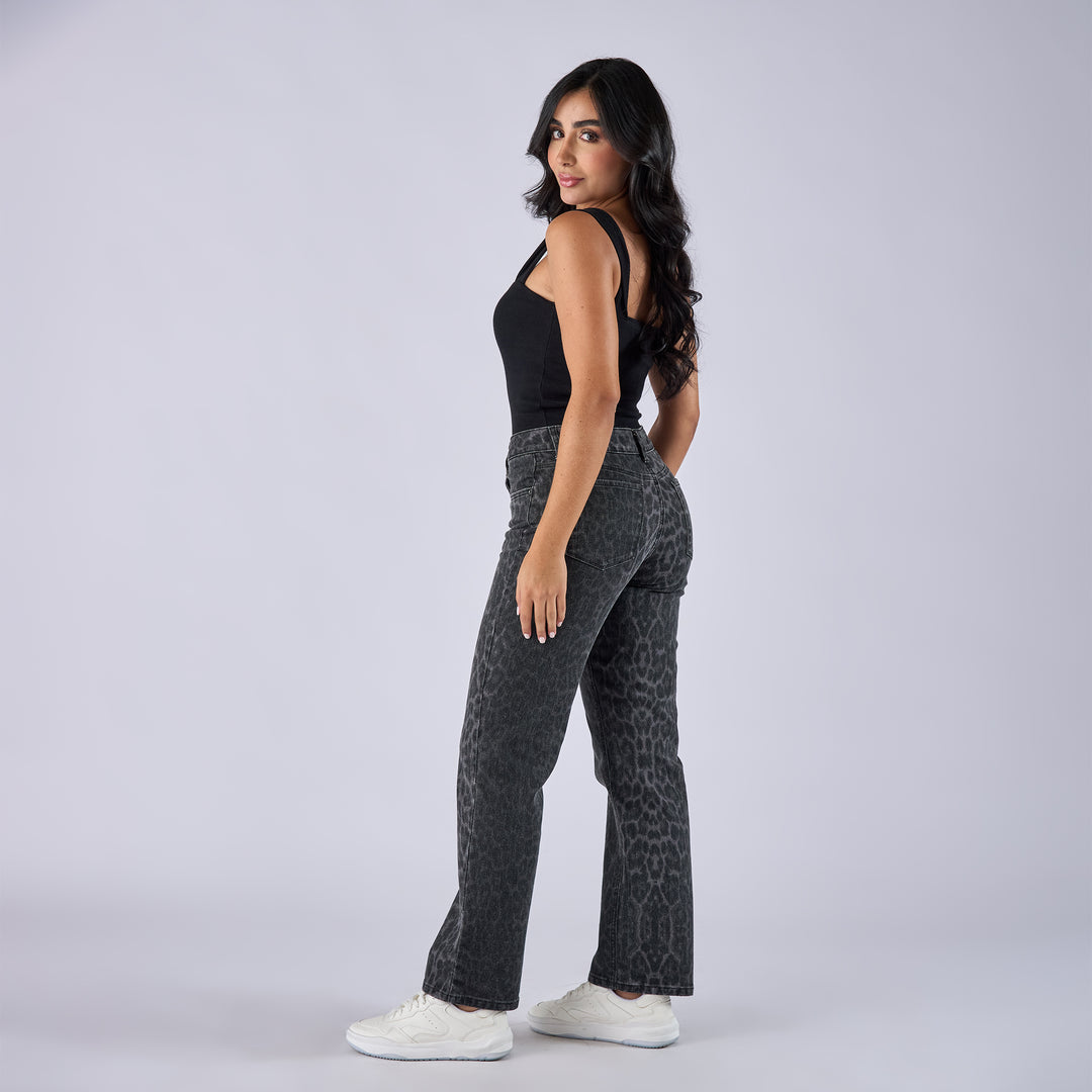 JEAN STRAIGHT BOOT TIRO MEDIO REF: 552766