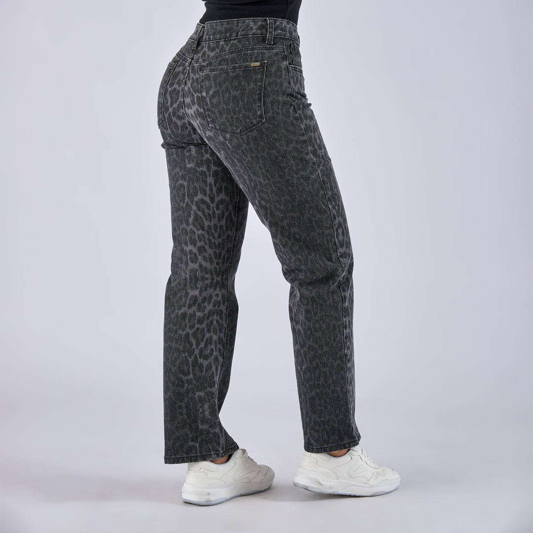 JEAN STRAIGHT BOOT TIRO MEDIO REF: 552766